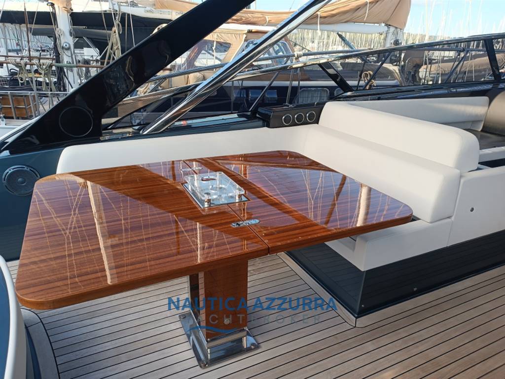 1-Riva-56-Rivale-Hard-Top-2-2-Copy1.webp