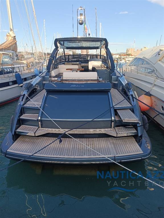 1-Riva-56-Rivale-Hard-Top-2-2-Copy2.webp